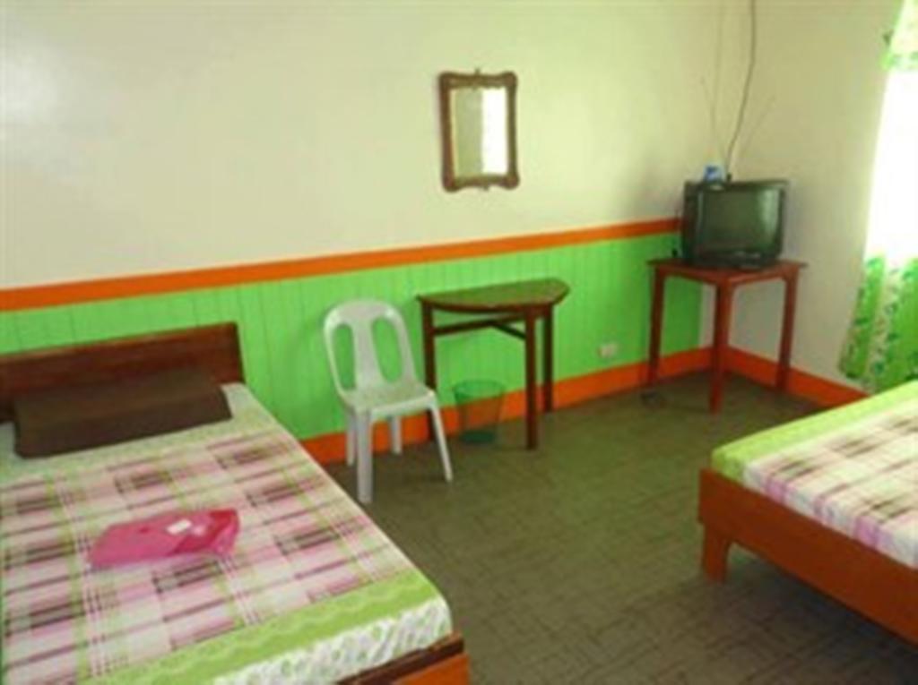Np Festival Inn Kalibo Kamer foto